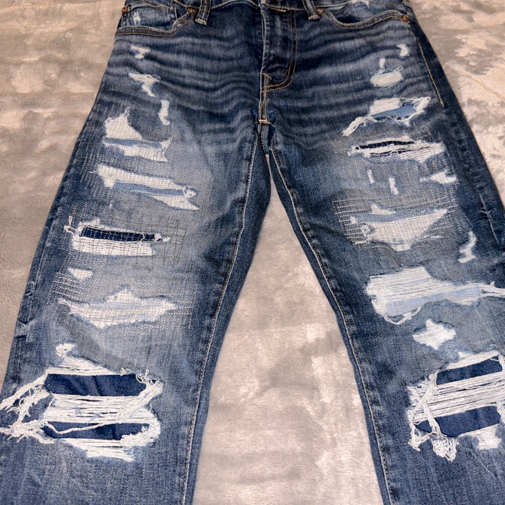 American Eagle men’s jeans